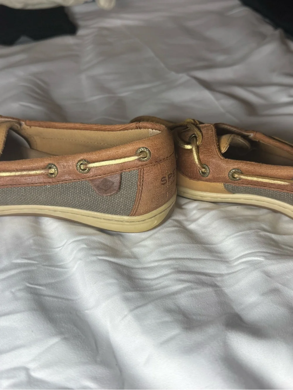 Sperry Two-Tone Tan and Brown Leather/Suede Boat Shoes Size 7
